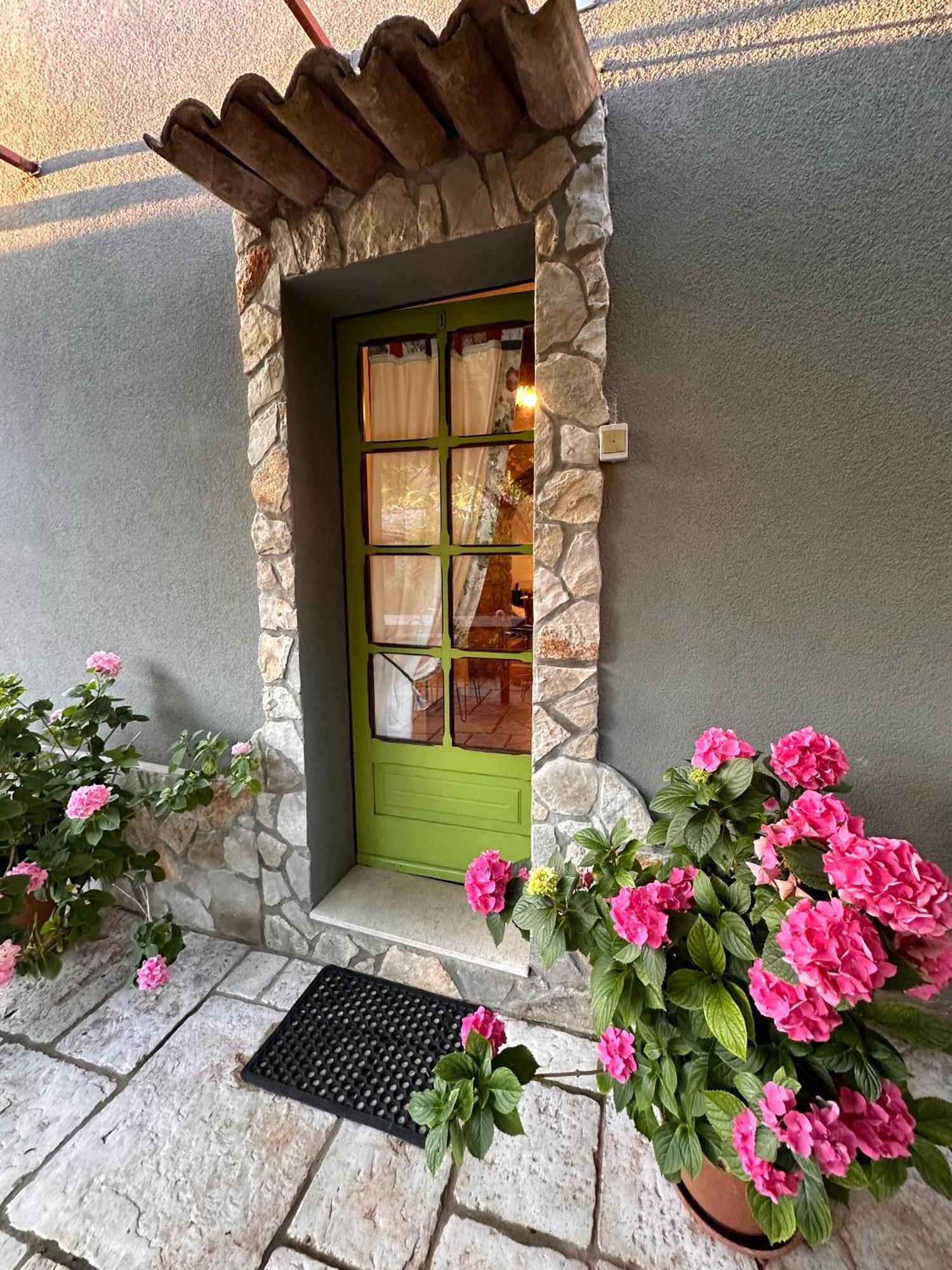 Apartments Cvita Veli Lošinj Dış mekan fotoğraf